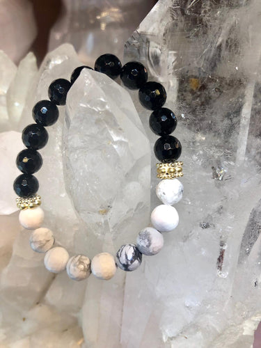 Black Onyx X White Howlite Bracelet